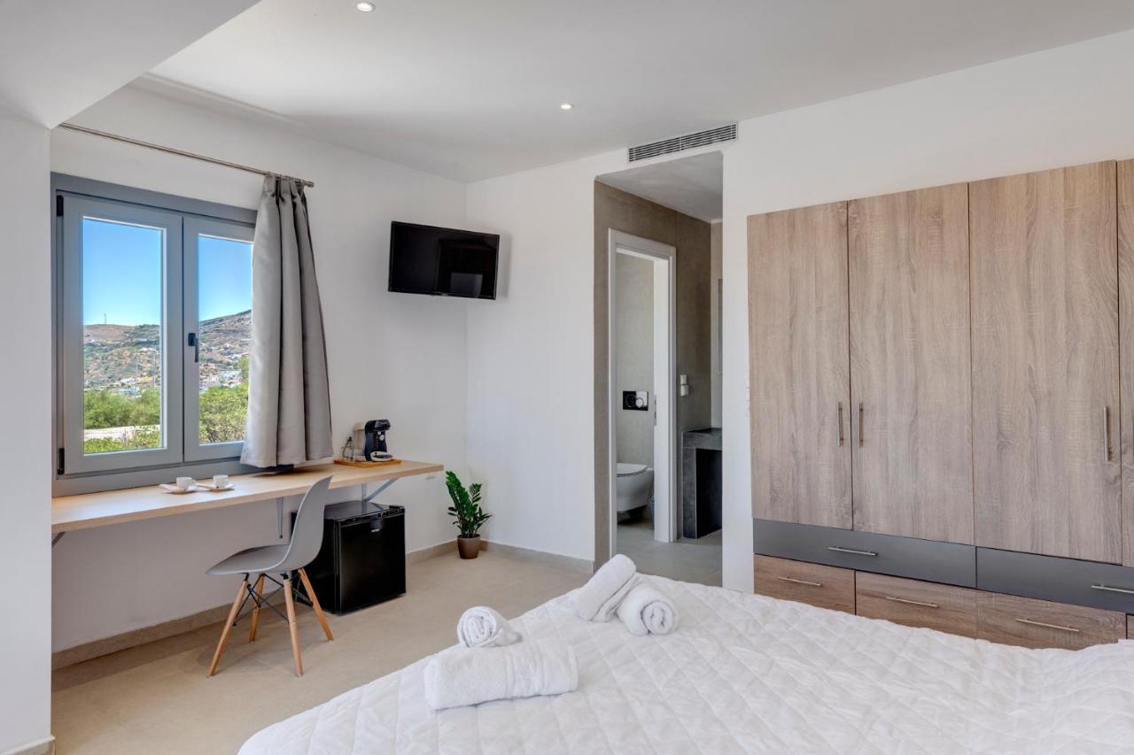 Chrysonisos Suites With Sunset & Seaviews Near 키니언 외부 사진