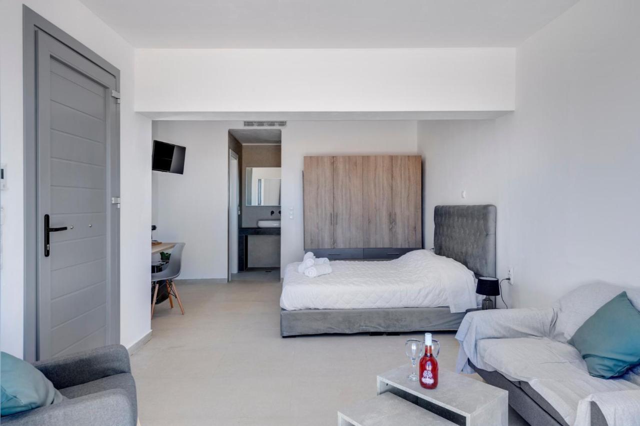 Chrysonisos Suites With Sunset & Seaviews Near 키니언 외부 사진