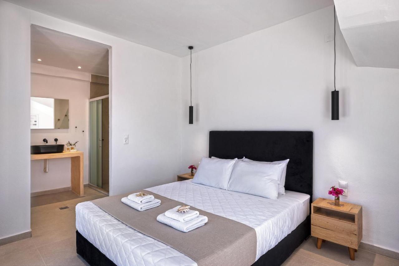 Chrysonisos Suites With Sunset & Seaviews Near 키니언 외부 사진