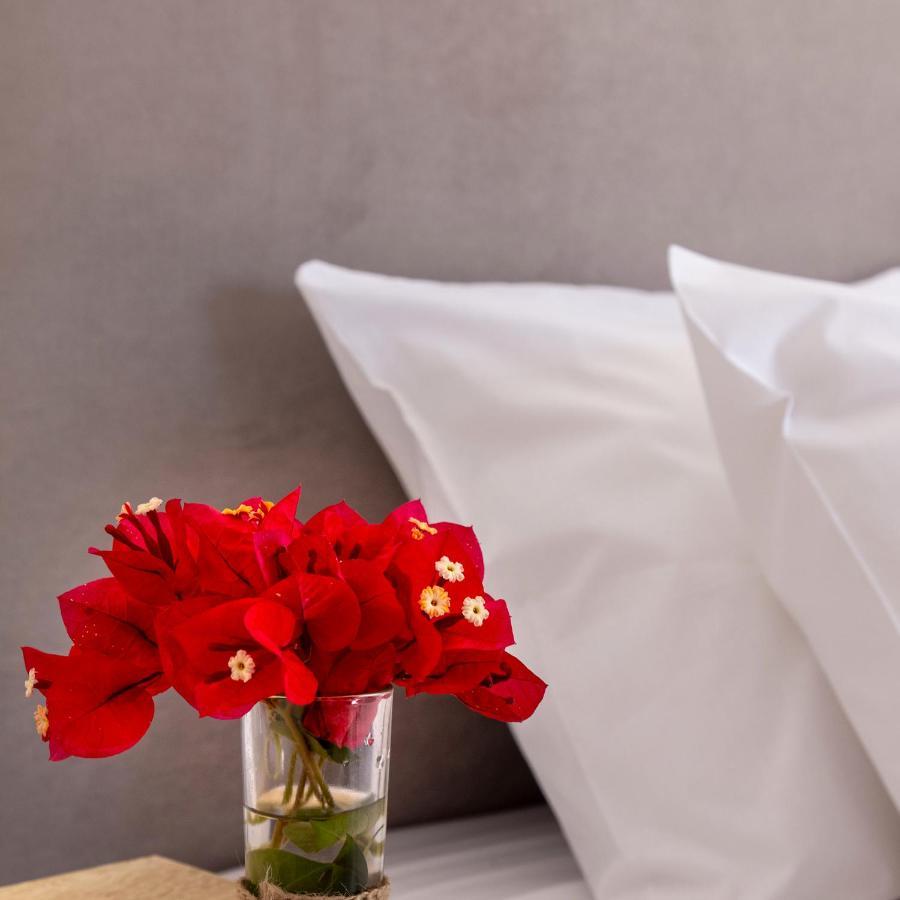 Chrysonisos Suites With Sunset & Seaviews Near 키니언 외부 사진