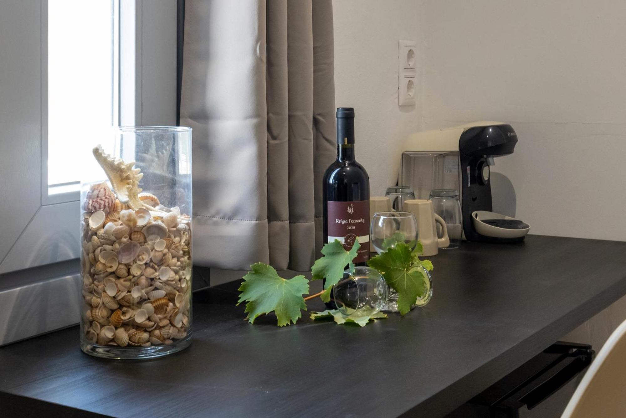 Chrysonisos Suites With Sunset & Seaviews Near 키니언 외부 사진