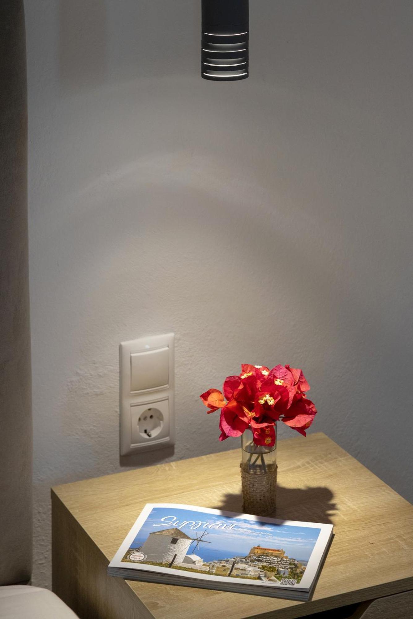 Chrysonisos Suites With Sunset & Seaviews Near 키니언 외부 사진