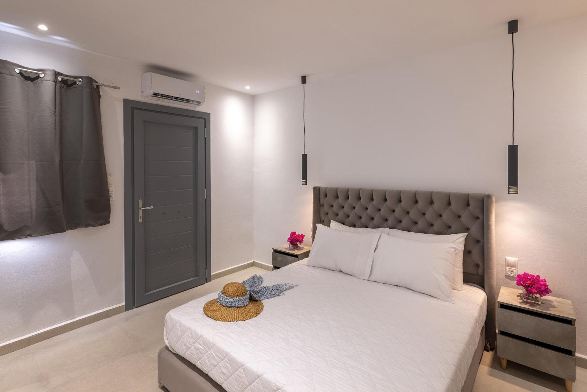 Chrysonisos Suites With Sunset & Seaviews Near 키니언 외부 사진