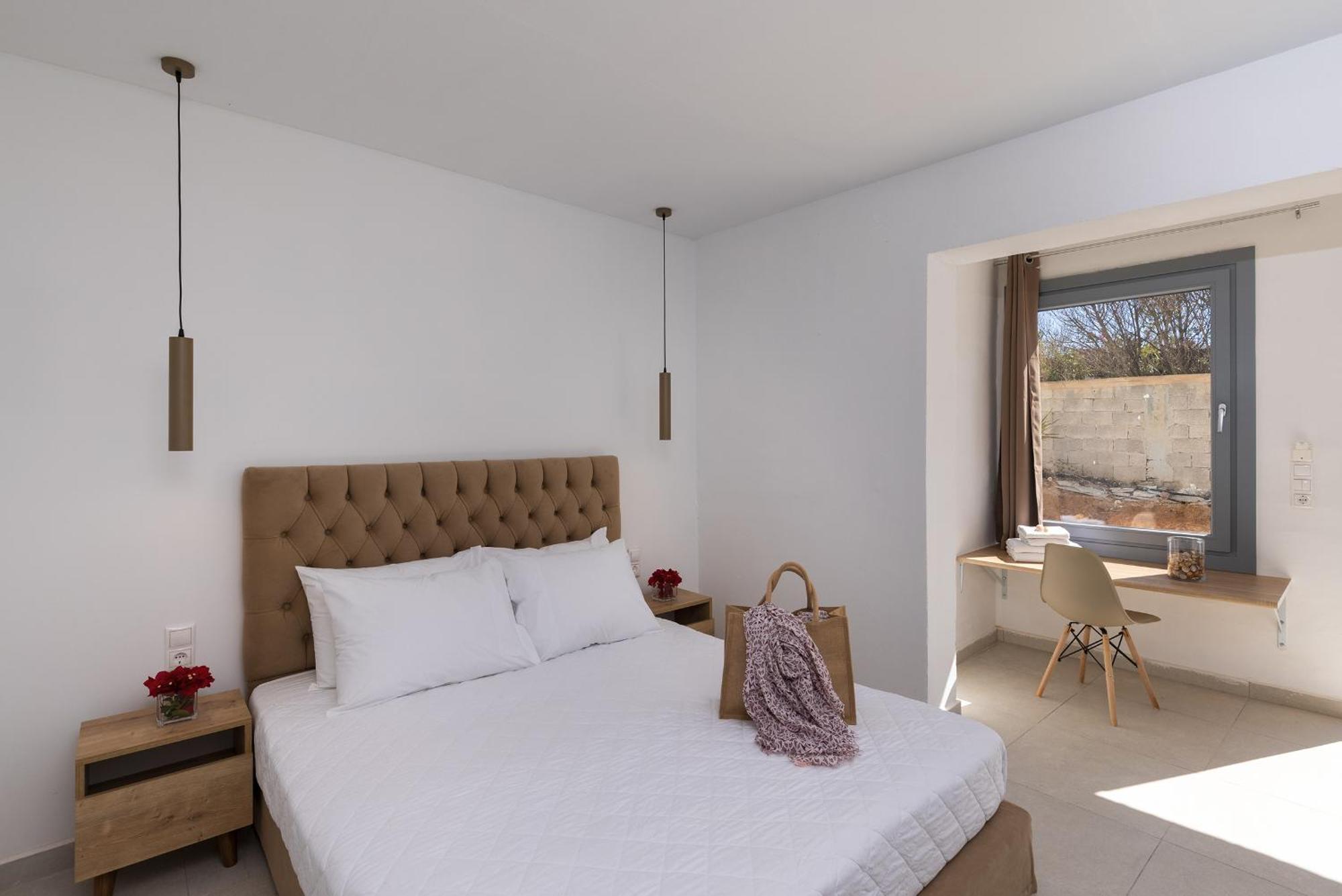 Chrysonisos Suites With Sunset & Seaviews Near 키니언 외부 사진